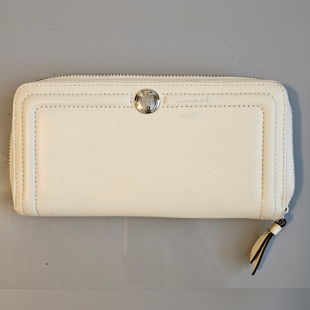 Coach Madison Full Size Leather Zip Around Accordian Style Cream Women's Wallet